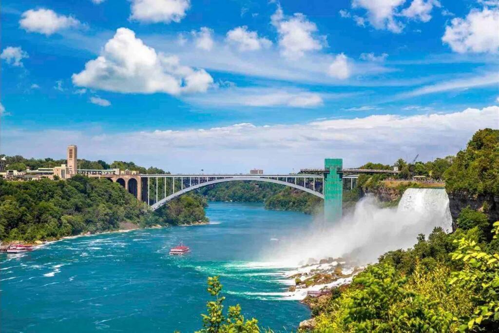 Vacation Paradise Saint Catharines Экстерьер фото